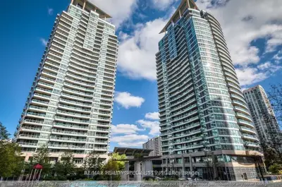 Condo Apartment in Mississauga