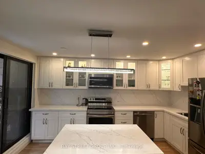 Condo Townhouse in Oakville