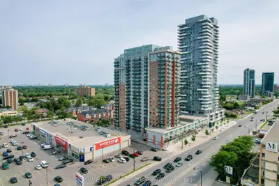 Condo Apartment in Brampton