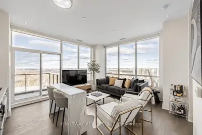 Condo Apartment in Toronto