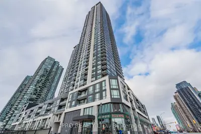 Condo Apartment in Mississauga