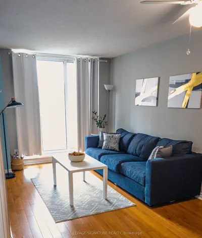 Condo Apartment in Mississauga