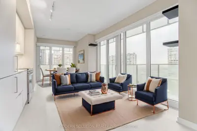 Condo Apartment in Mississauga