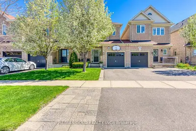 Att/Row/Townhouse in Halton Hills