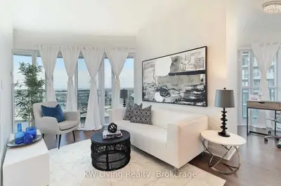 Condo Apartment in Mississauga