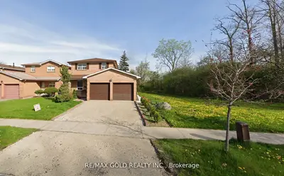 Detached in Brampton