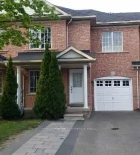 Att/Row/Townhouse in Brampton
