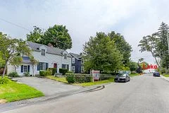 25 Howard Avenue, Oakville, ON L6J 3Y2
