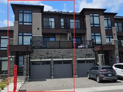 Att/Row/Townhouse in Brampton