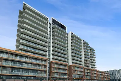 Condo Apartment in Mississauga