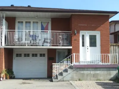 Semi-Detached in Brampton