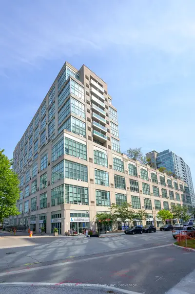 Condo Apartment in Toronto