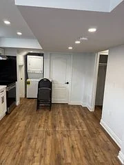 121 Burnhamthorpe Road E Bsmnt, Oakville, On L6h 3e3