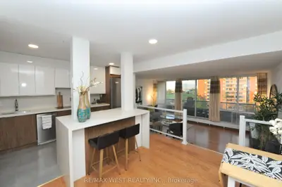 Condo Apartment in Toronto