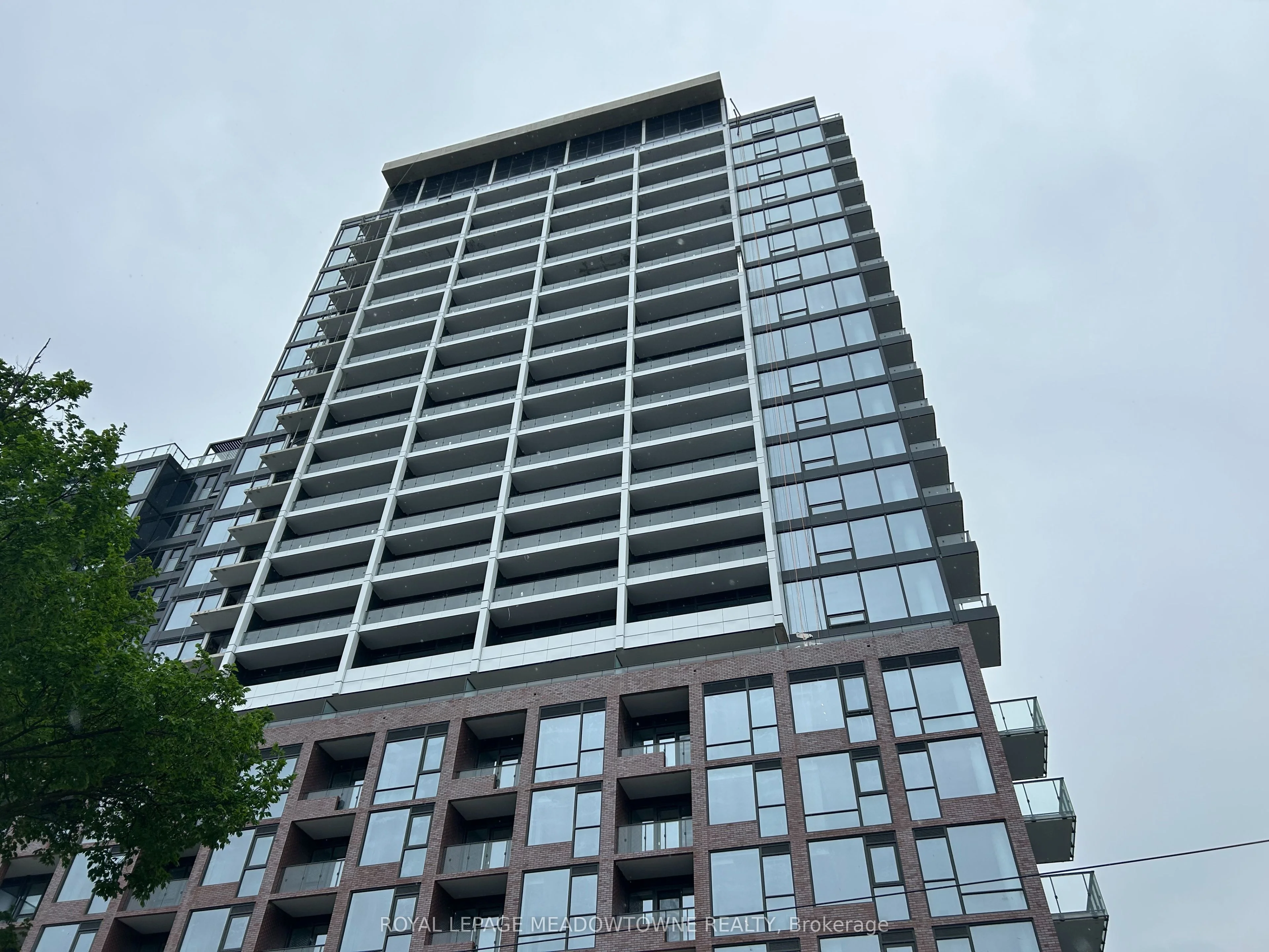 28 Ann Street 519, Mississauga, On L5g 0c1