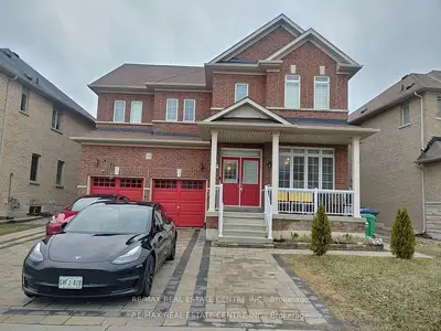 Detached in Brampton