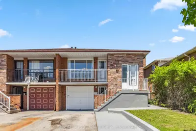 Semi-Detached in Brampton