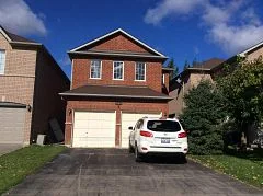 3861 Ridgepoint Way, Mississauga, ON L5N 7T9