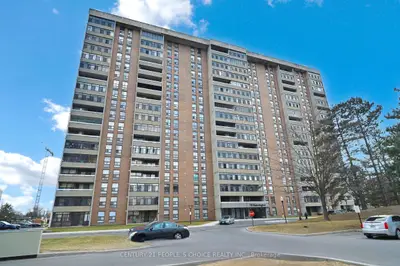 Condo Apartment in Brampton