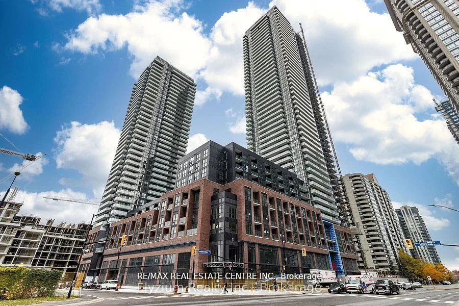 430 Square One Drive 1611, Mississauga, ON L5B 0L6