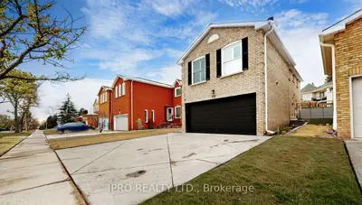 Detached in Mississauga