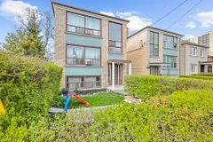 430 Ridelle Avenue 2, Toronto W04, On M6b 1k4