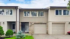 Condo Townhouse in Mississauga