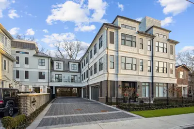 Condo Townhouse in Oakville