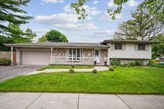 5013 Fern Drive, Burlington, ON L7L 3P2