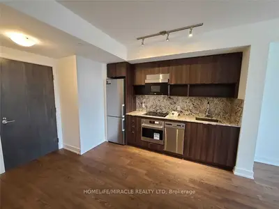 Condo Apartment in Toronto