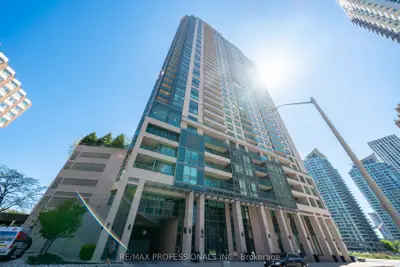 Condo Apartment in Mississauga