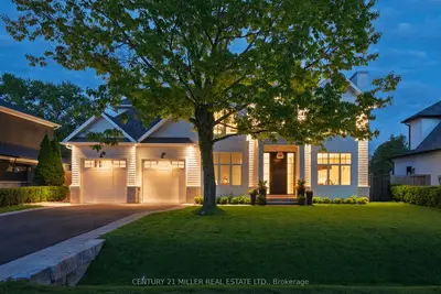 Detached in Oakville