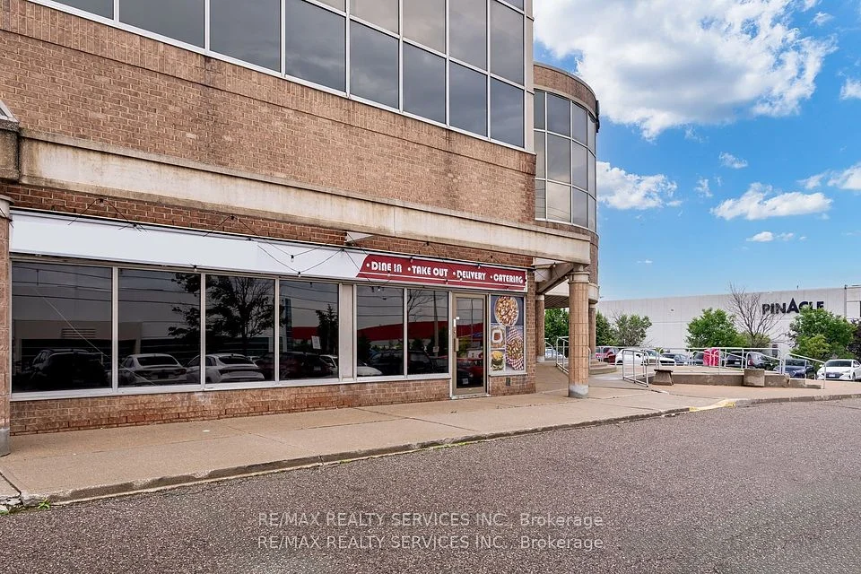6660 Kennedy Road 12, Mississauga, ON L5T 2M9