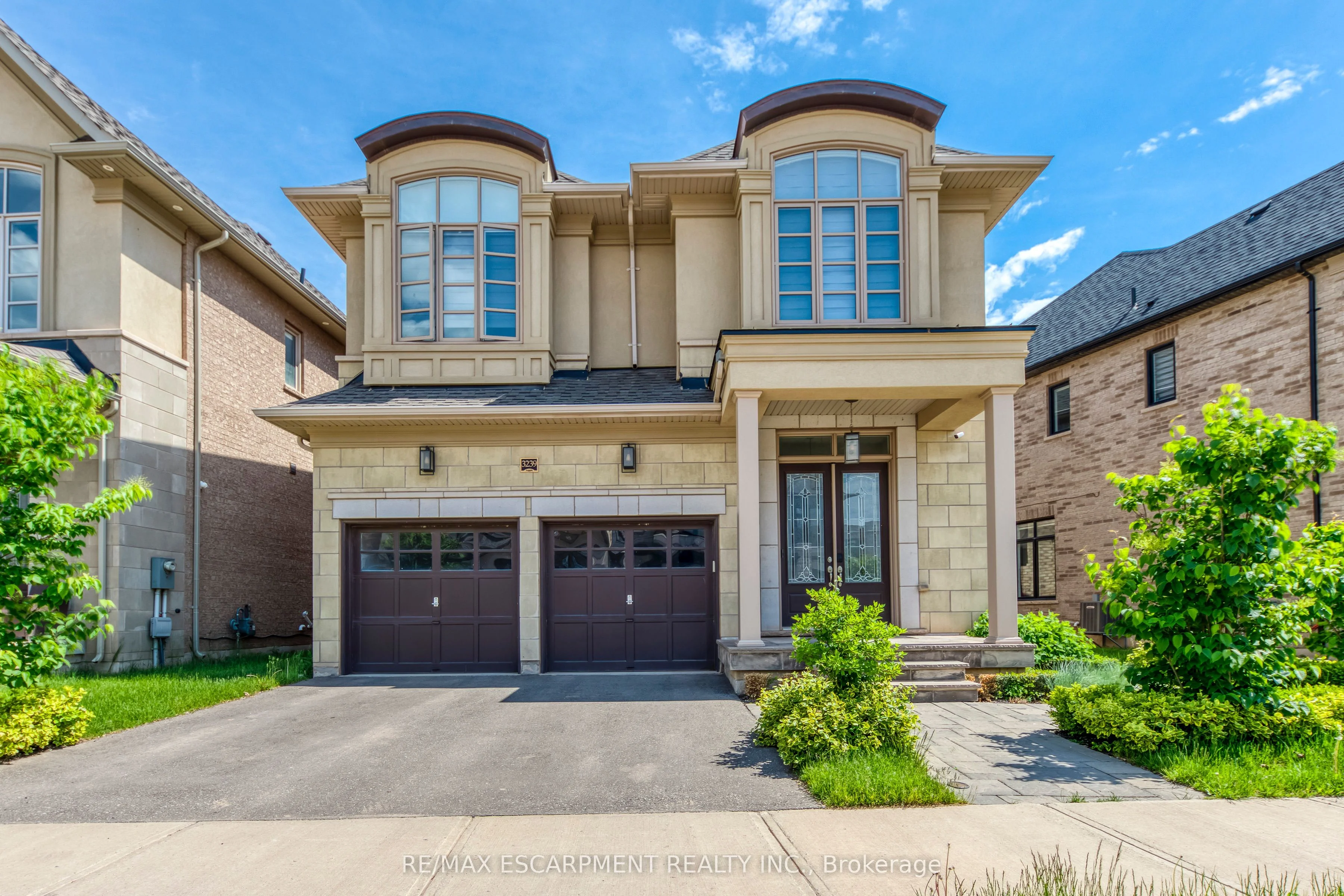 3239 MILLICENT Avenue, Oakville, ON L6H 0V8