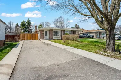 Semi-Detached in Brampton