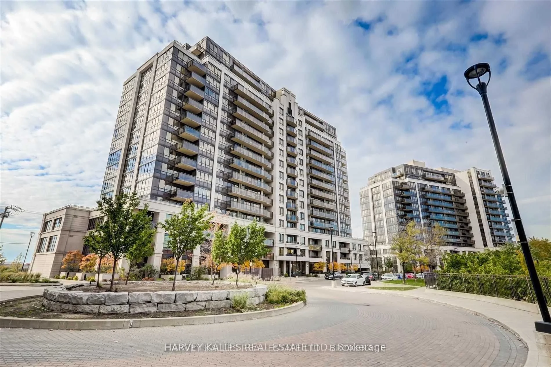 1070 Sheppard Avenue W 912, Toronto W05, On M3j 0g8