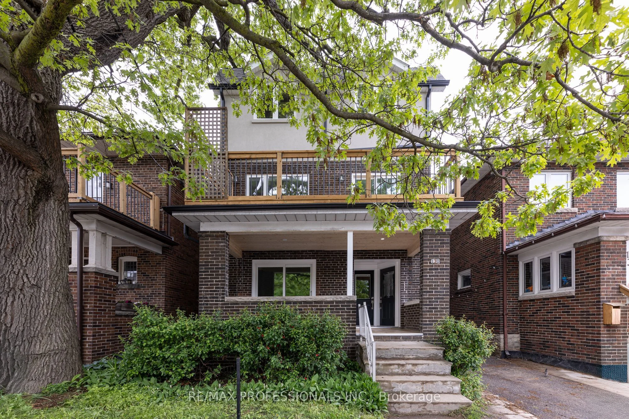 130 Jane Street A, Toronto W02, ON M6S 3Y6