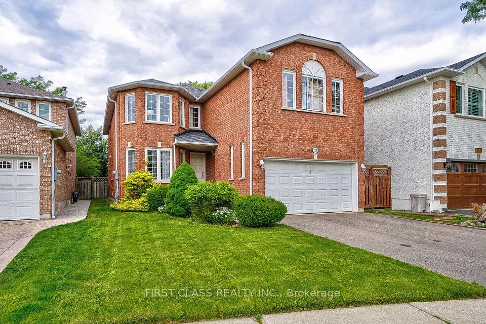 3309 Loyalist Drive Main & Upper, Mississauga, ON L5L 5T7