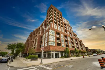 Condo Apartment in Toronto