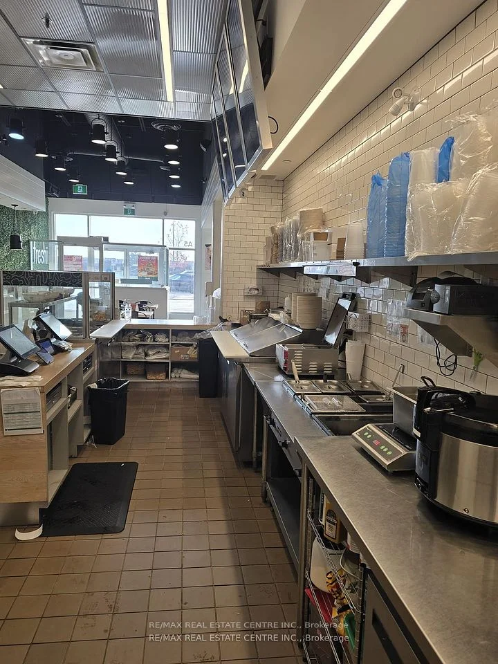 6795 Airport Road A5, Mississauga, ON L4V 1E6