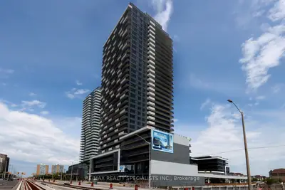 Condo Apartment in Mississauga