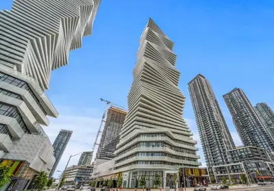 3900 Confederation Parkway 206, Mississauga, On L5b 3j1