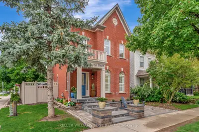 Detached in Oakville