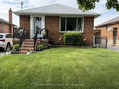 Detached in Toronto