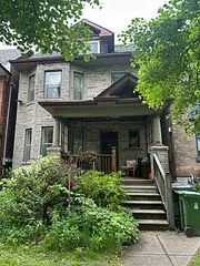 48 Parkway Avenue, Toronto W01, ON M6R 1T5