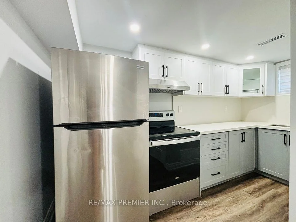 96 Wyndale Drive Bsmt, Toronto W04, ON M6L 1G3
