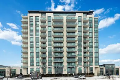 Condo Apartment in Brampton