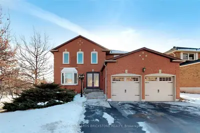 Detached in Oakville