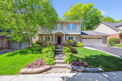 Detached in Burlington