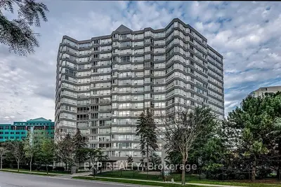 Condo Apartment in Mississauga